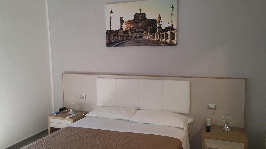 Casa Martinez Roma Ξενοδοχείο Εξωτερικό φωτογραφία